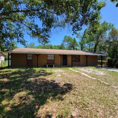 1733 W PERDIZ STREET, Tampa, FL 33612