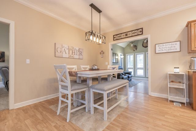 7422 Bosma Drive, Newburgh, IN 47630