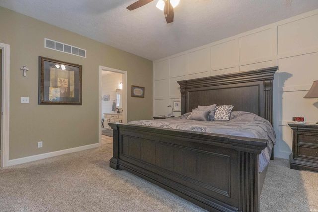 7422 Bosma Drive, Newburgh, IN 47630