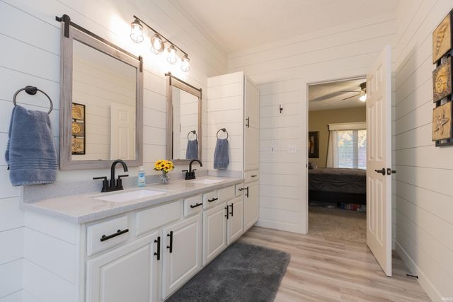 7422 Bosma Drive, Newburgh, IN 47630