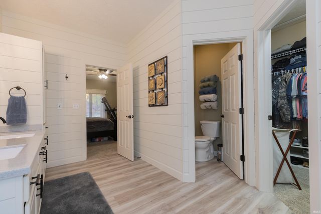 7422 Bosma Drive, Newburgh, IN 47630