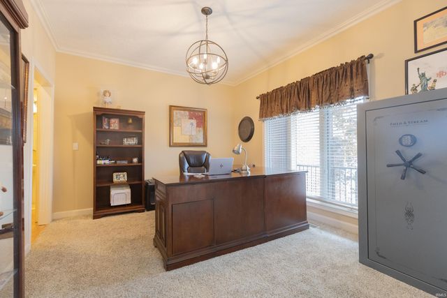 7422 Bosma Drive, Newburgh, IN 47630