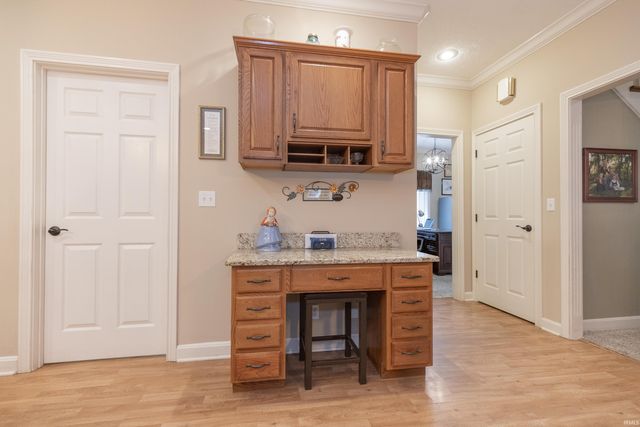 7422 Bosma Drive, Newburgh, IN 47630