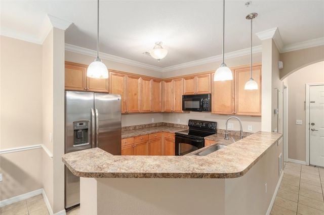 1235 SW 9TH ROAD 301, Gainesville, FL 32601