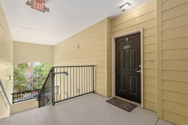 1235 SW 9TH ROAD 301, Gainesville, FL 32601