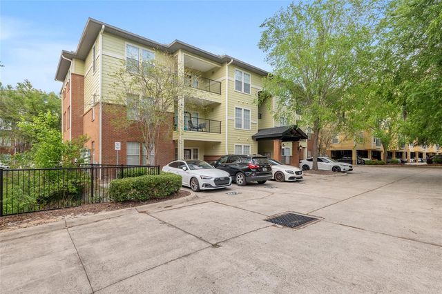 1235 SW 9TH ROAD 301, Gainesville, FL 32601