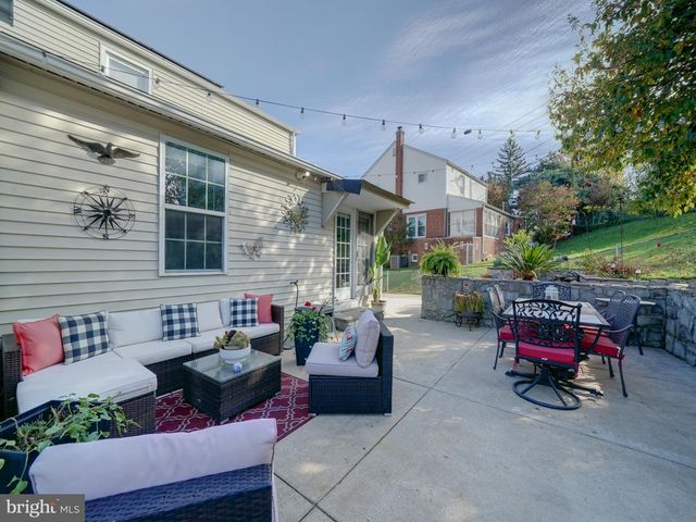 8204 ANALEE AVE, Baltimore, MD 21237