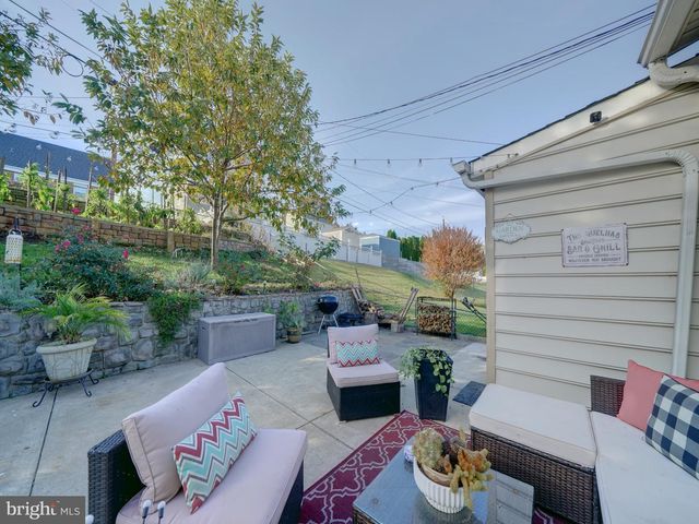 8204 ANALEE AVE, Baltimore, MD 21237