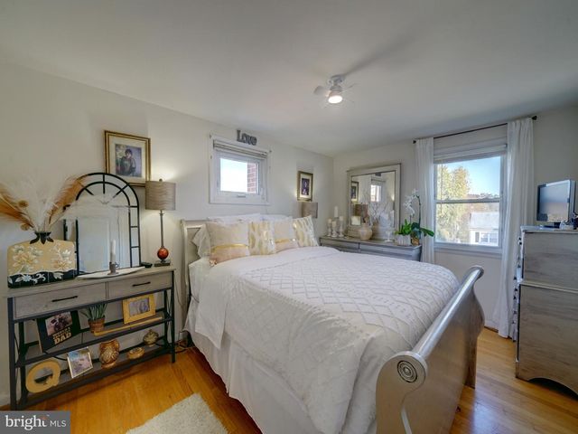 8204 ANALEE AVE, Baltimore, MD 21237