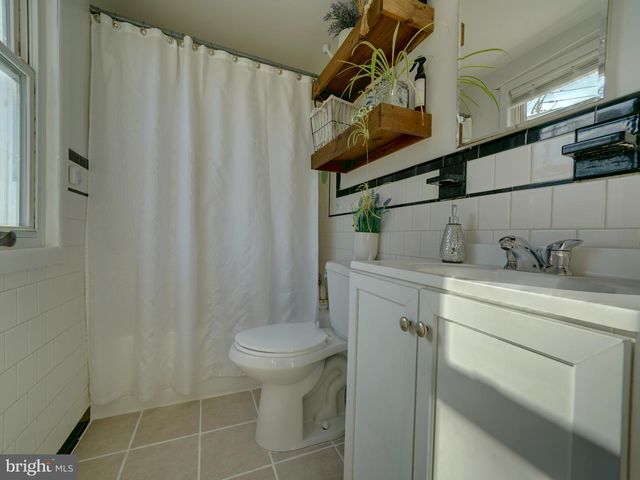 8204 ANALEE AVE, Baltimore, MD 21237