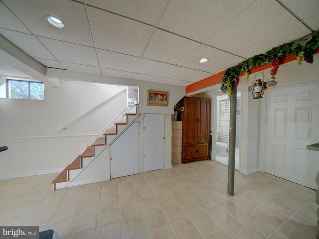 8204 ANALEE AVE, Baltimore, MD 21237