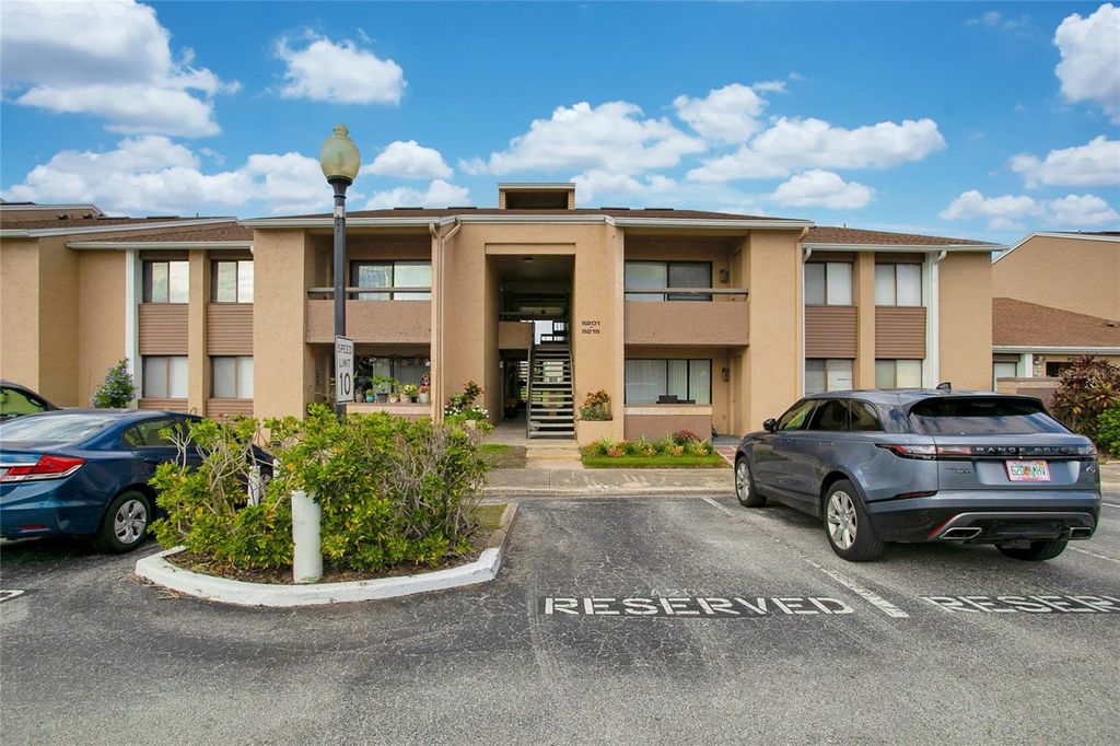 5223 VINELAND ROAD, Orlando, FL 32811