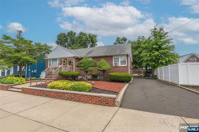 12 Moore Place, Belleville, NJ 07109
