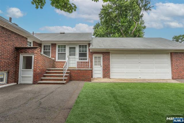 12 Moore Place, Belleville, NJ 07109