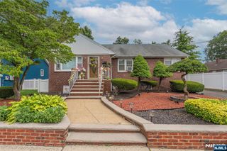 12 Moore Place, Belleville, NJ 07109