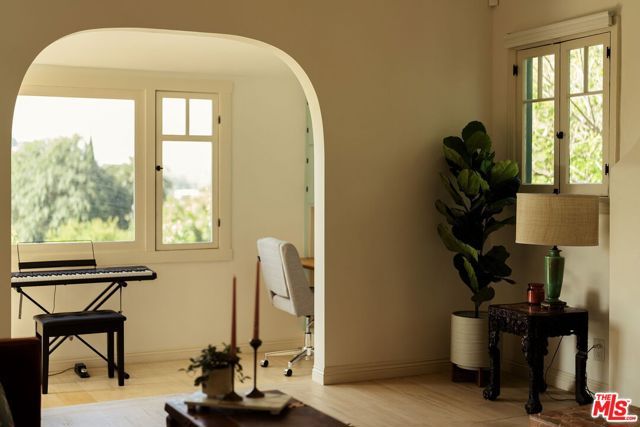 4197 York Boulevard, Los Angeles, CA 90065