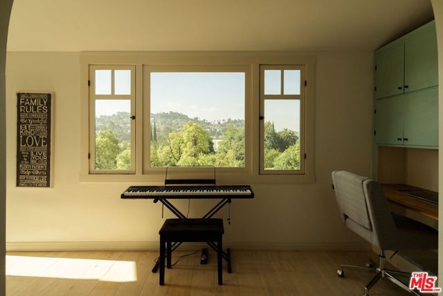 4197 York Boulevard, Los Angeles, CA 90065