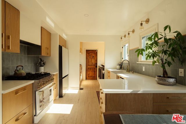 4197 York Boulevard, Los Angeles, CA 90065