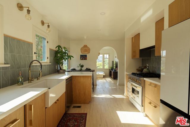 4197 York Boulevard, Los Angeles, CA 90065