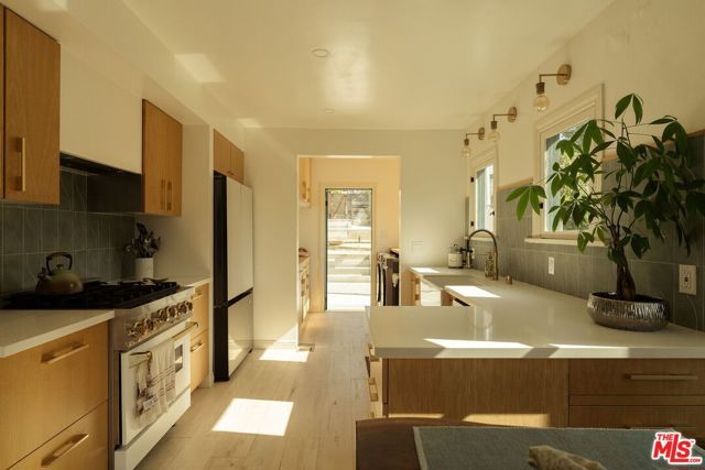 4197 York Boulevard, Los Angeles, CA 90065