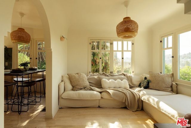 4197 York Boulevard, Los Angeles, CA 90065