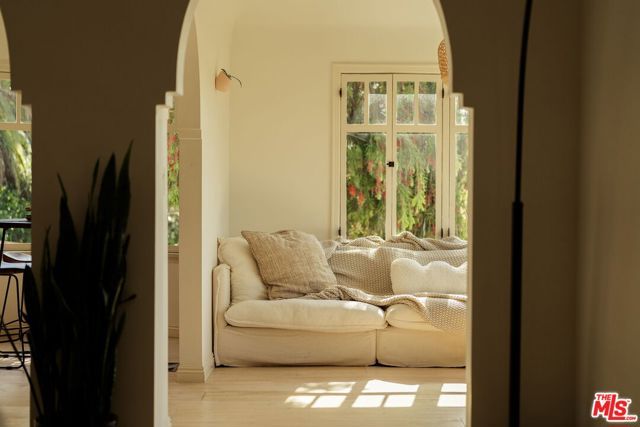 4197 York Boulevard, Los Angeles, CA 90065