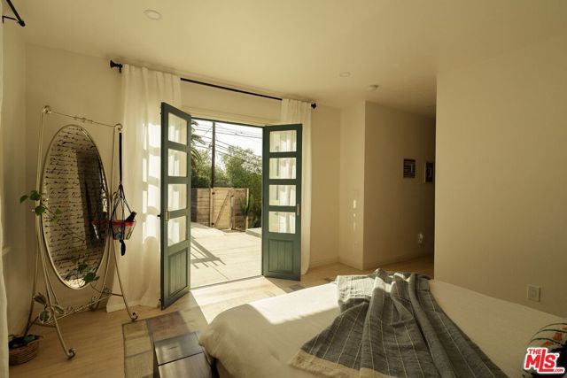 4197 York Boulevard, Los Angeles, CA 90065