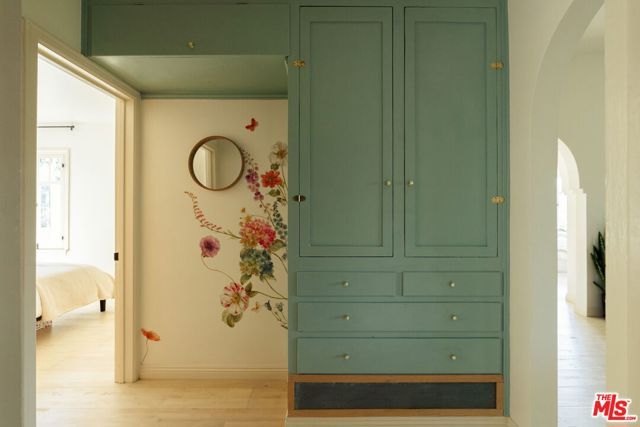 4197 York Boulevard, Los Angeles, CA 90065