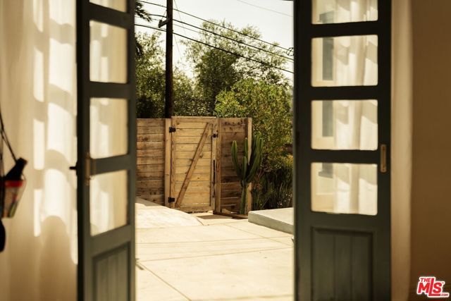 4197 York Boulevard, Los Angeles, CA 90065