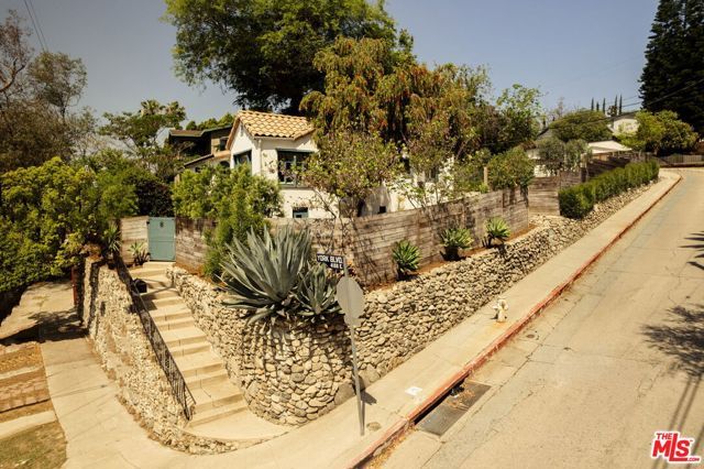 4197 York Boulevard, Los Angeles, CA 90065