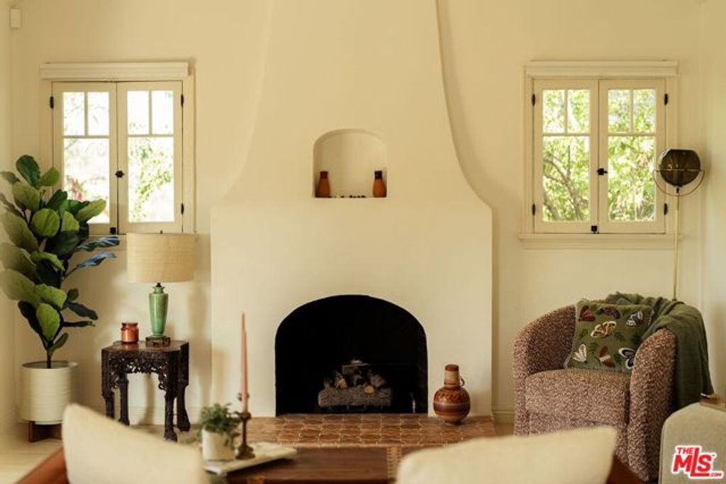 4197 York Boulevard, Los Angeles, CA 90065