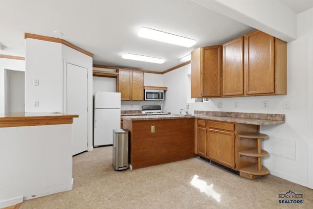 3614 COTTONWOOD, Rapid City, SD 57702