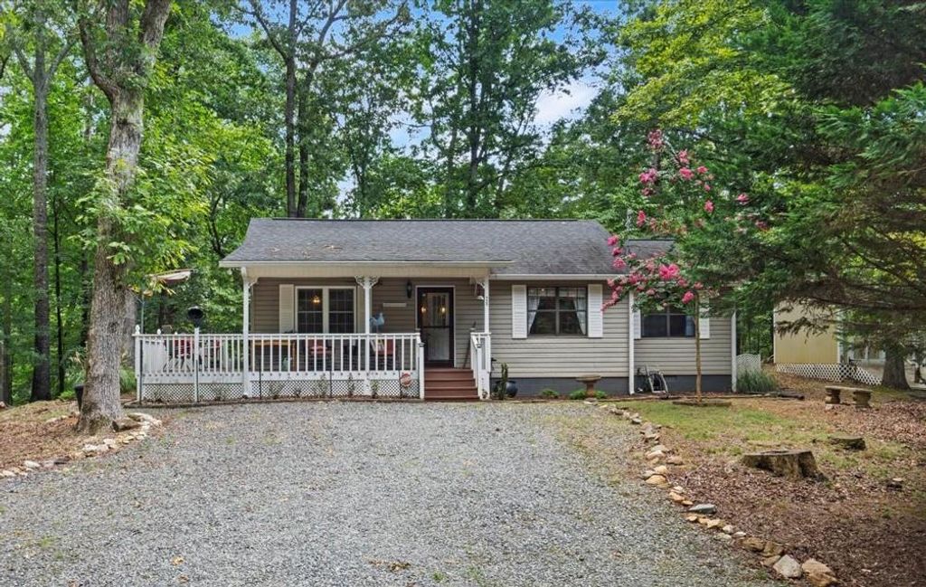 28 Zenith Trail, Ellijay, GA 30540