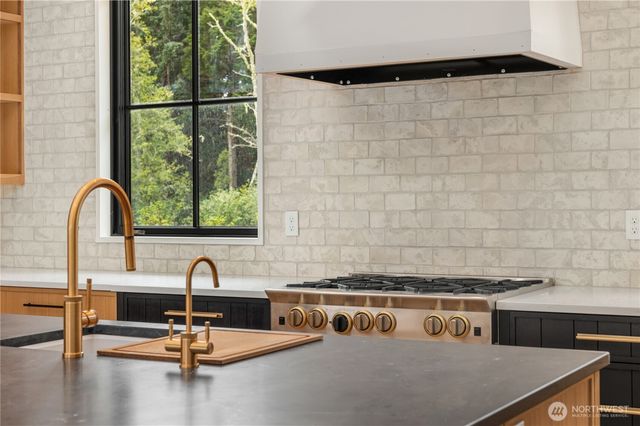 13160 Teal Lane, Long Beach, WA 98631