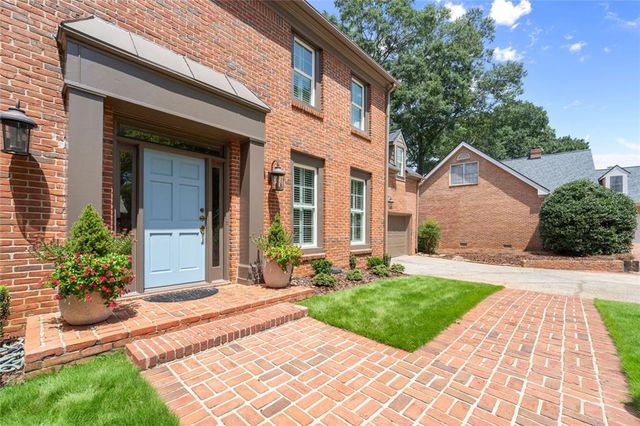 255 Tenth Fairway, Roswell, GA 30076