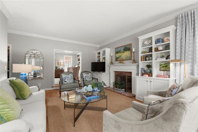 255 Tenth Fairway, Roswell, GA 30076