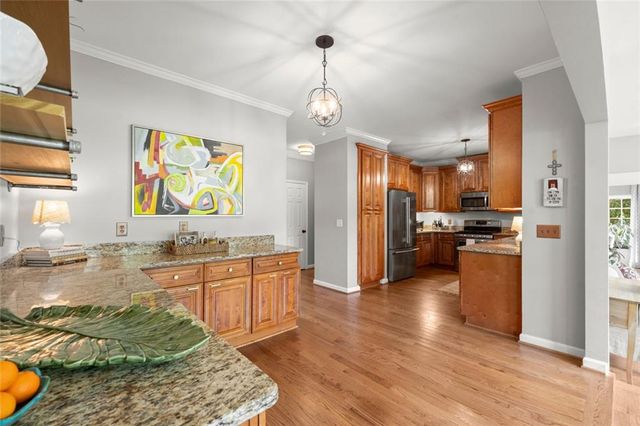 255 Tenth Fairway, Roswell, GA 30076