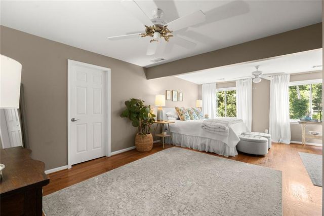 255 Tenth Fairway, Roswell, GA 30076