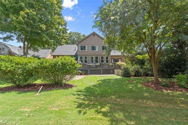 255 Tenth Fairway, Roswell, GA 30076