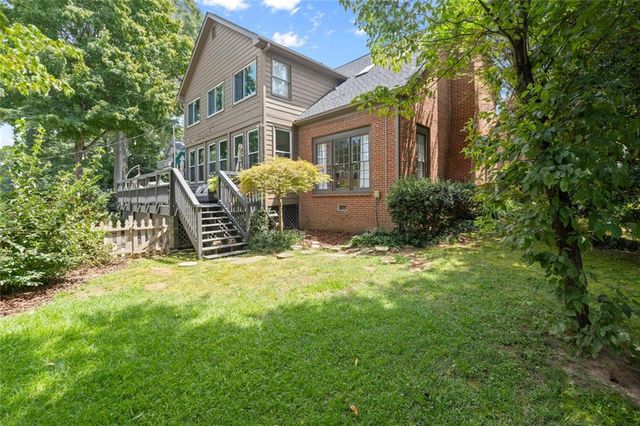 255 Tenth Fairway, Roswell, GA 30076