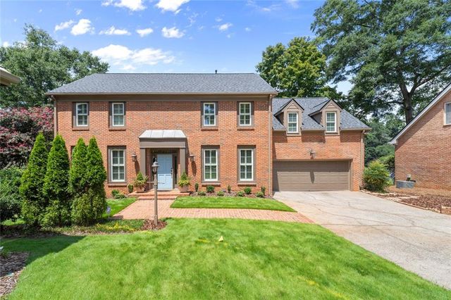 255 Tenth Fairway, Roswell, GA 30076