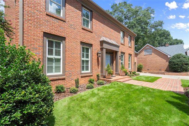 255 Tenth Fairway, Roswell, GA 30076
