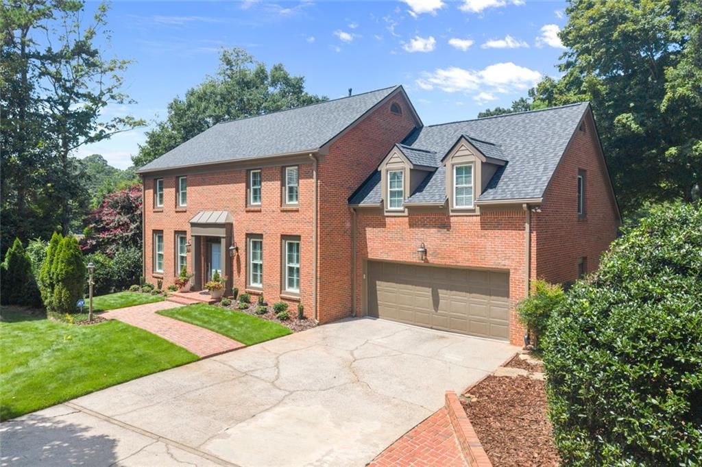 255 Tenth Fairway, Roswell, GA 30076