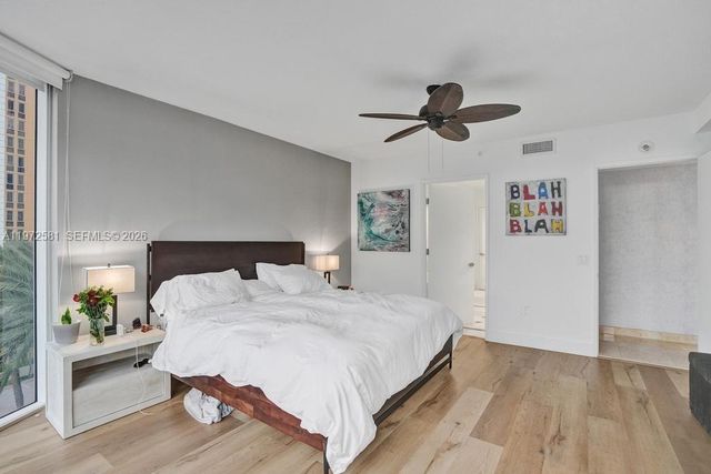 17555 Collins Ave 704, Sunny Isles Beach, FL 33160