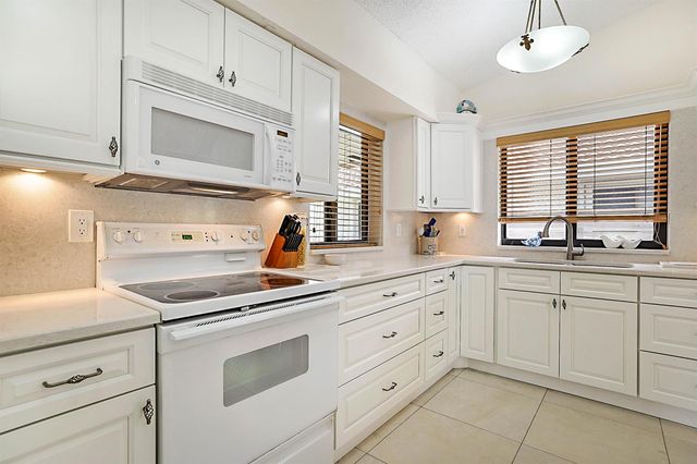 21612 CASA MONTE Court, Boca Raton, FL 33433