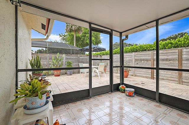 21612 CASA MONTE Court, Boca Raton, FL 33433