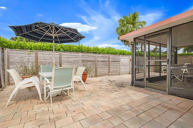 21612 CASA MONTE Court, Boca Raton, FL 33433