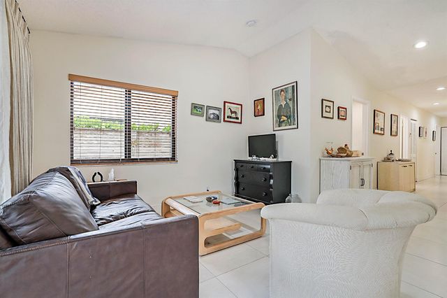 21612 CASA MONTE Court, Boca Raton, FL 33433