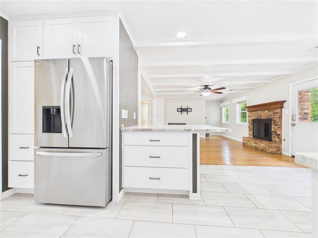 902 Briar Bend Court, Bryan, TX 77802