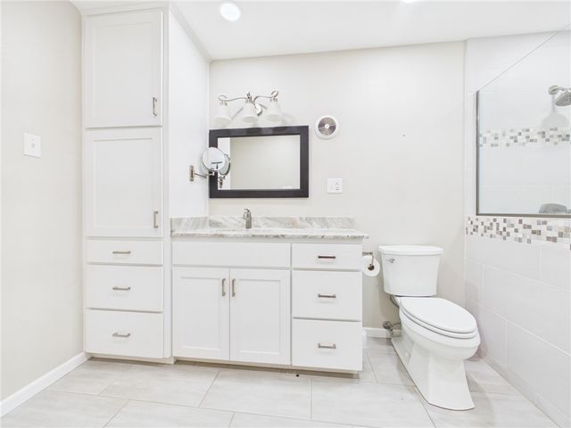 902 Briar Bend Court, Bryan, TX 77802